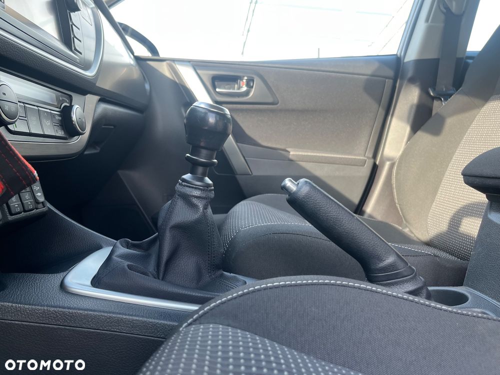 Toyota Auris 1.6 Valvematic Executive - 30