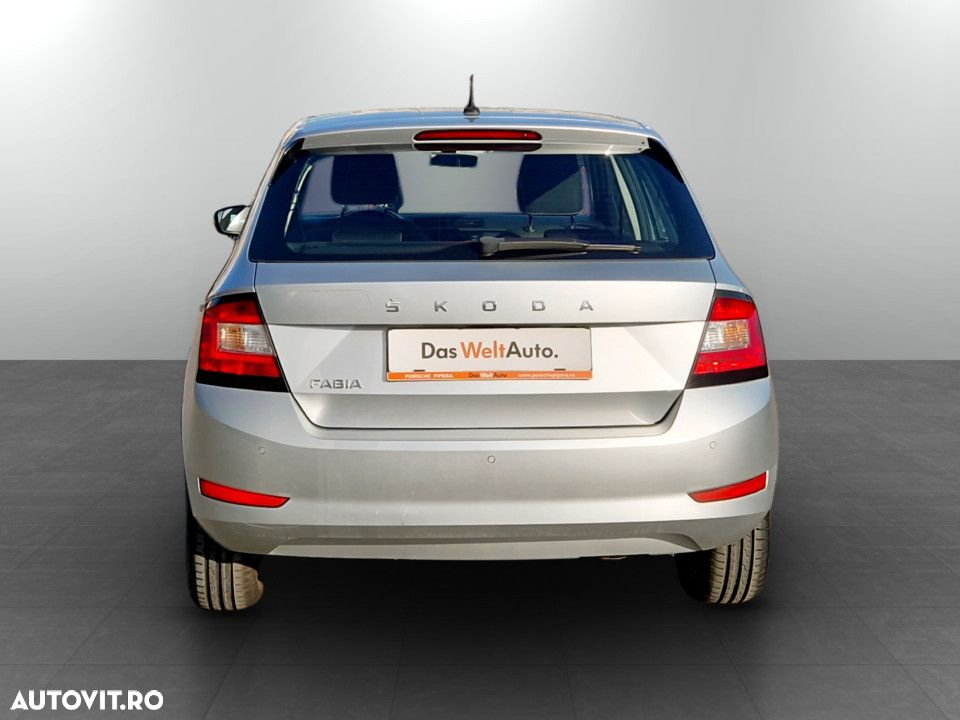 Skoda Fabia - 8