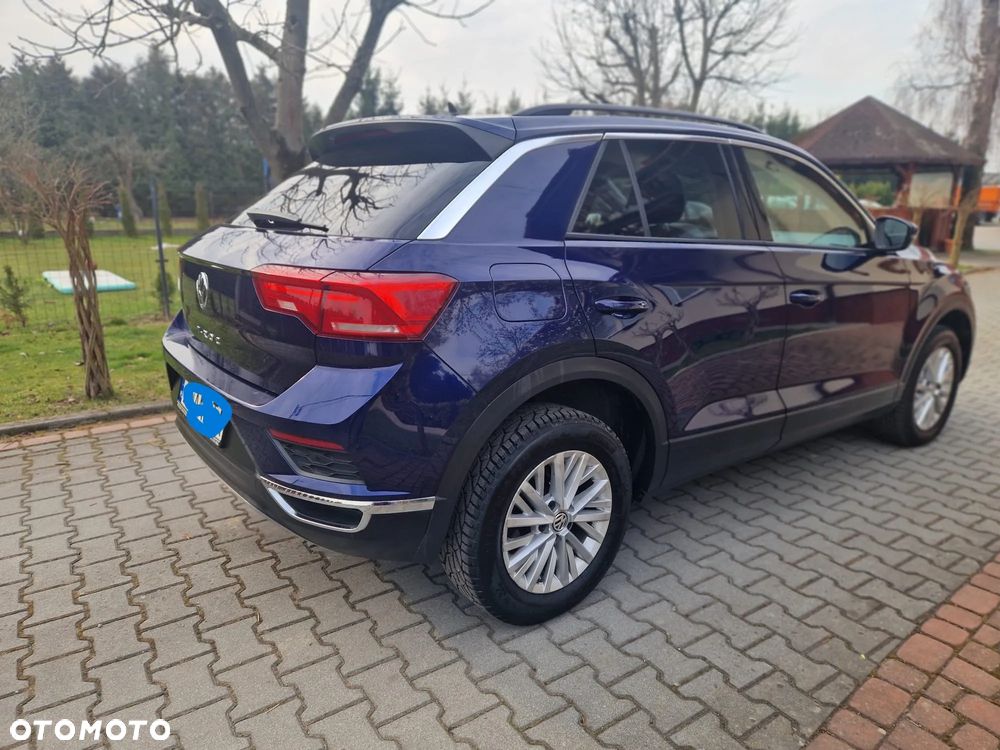 Volkswagen T-Roc - 13