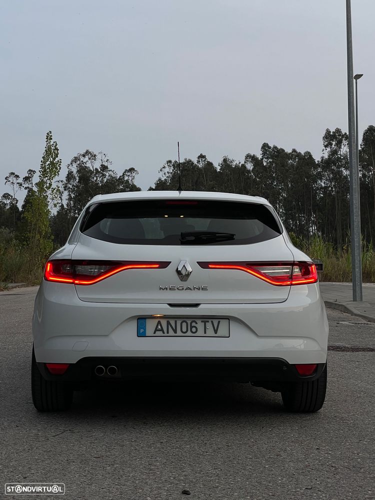 Renault Mégane ENERGY dCi 110 LIMITED - 11