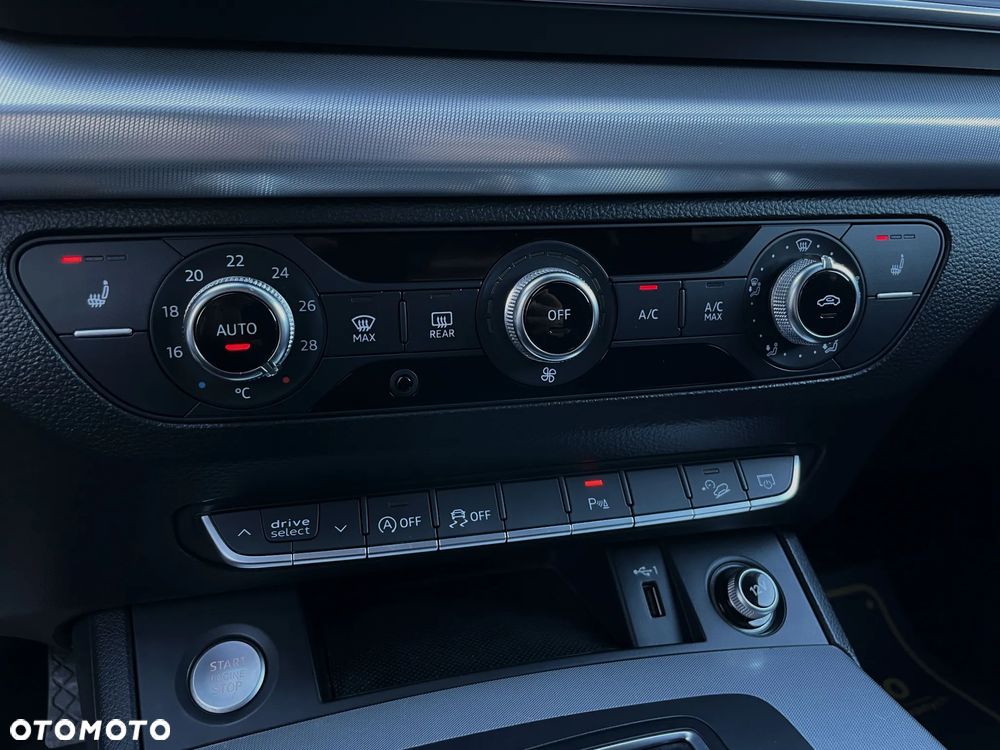 Audi Q5 40 TDI Quattro S tronic sport - 32