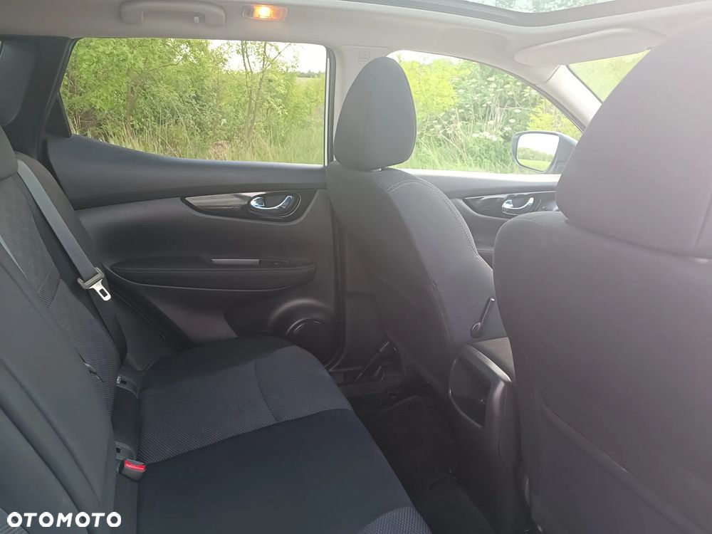 Nissan Qashqai 1.2 DIG-T N-Connecta EU6 - 6