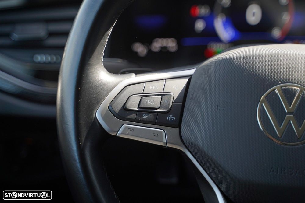 VW Polo 1.0 TSI Urban DSG - 17