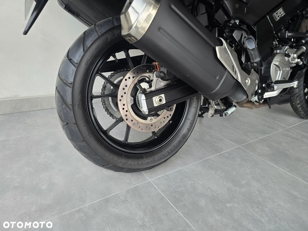 Suzuki V-STROM - 37