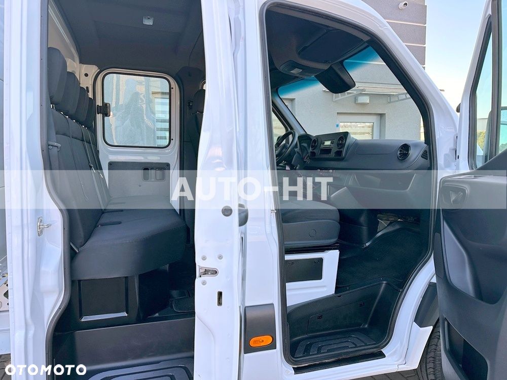 Mercedes-Benz Sprinter - 6