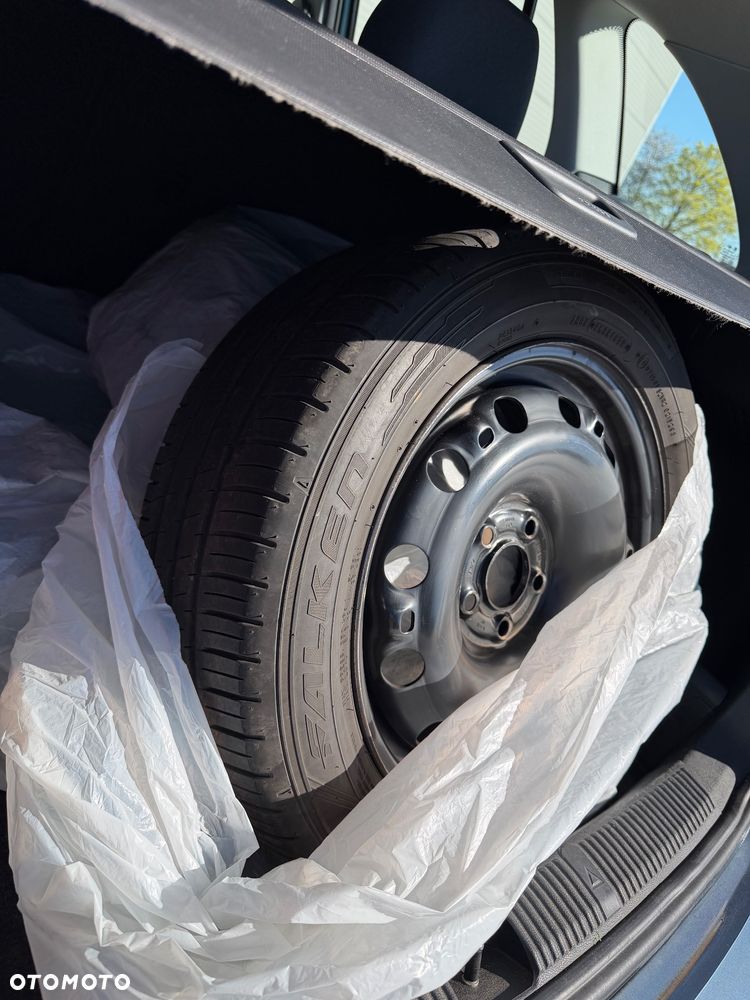 Skoda Fabia 1.4 16V Style - 4