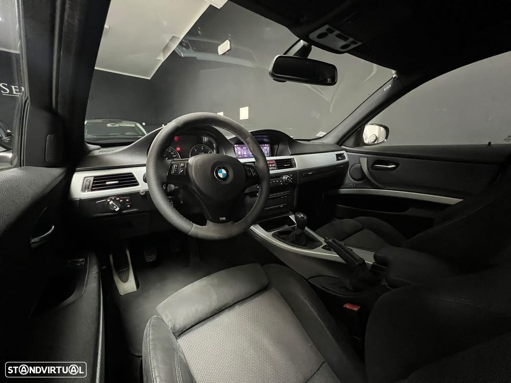BMW 318 d Pack M - 5