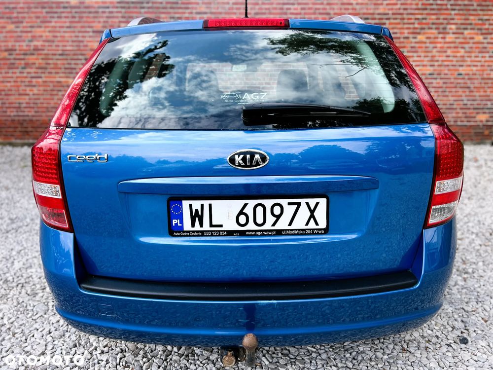 Kia Ceed - 30