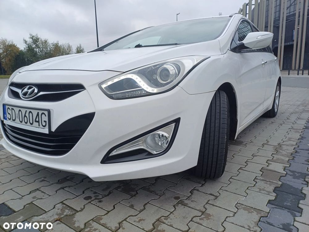 Hyundai i40 Kombi blue 1.6 Family+ - 2