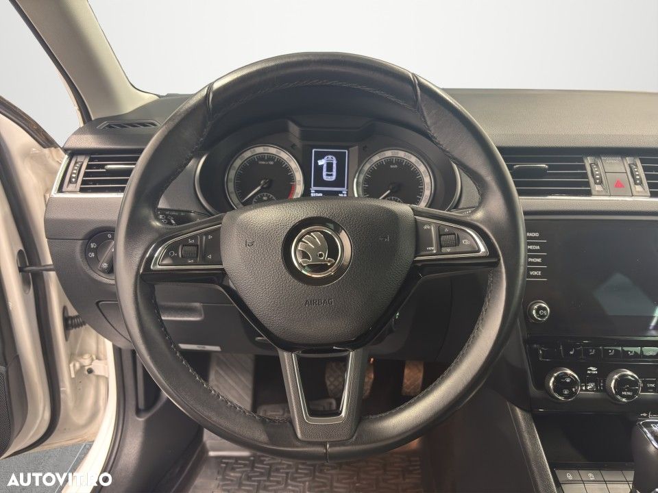 Skoda Octavia - 10