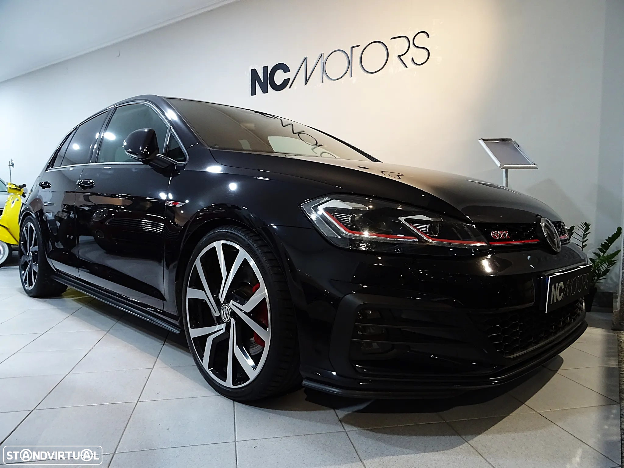 VW Golf 2.0 TSI GTI DSG Performance - 2