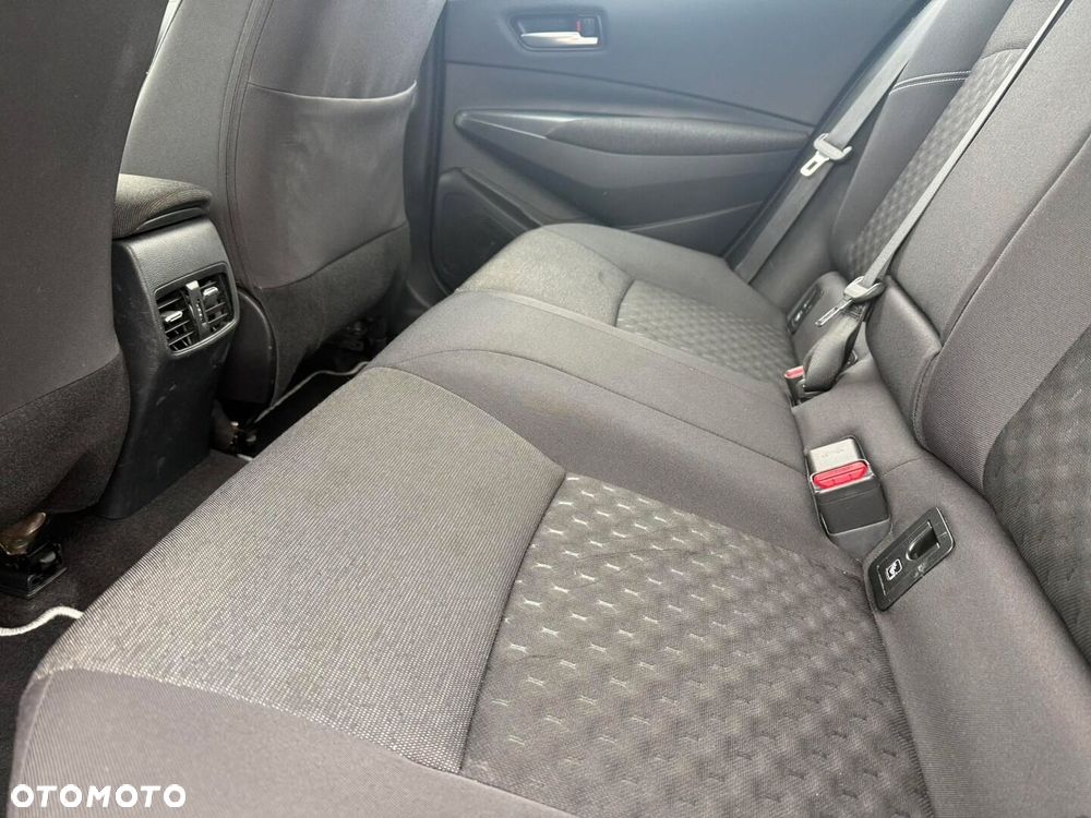 Toyota Corolla 2.0 Hybrid Comfort - 12