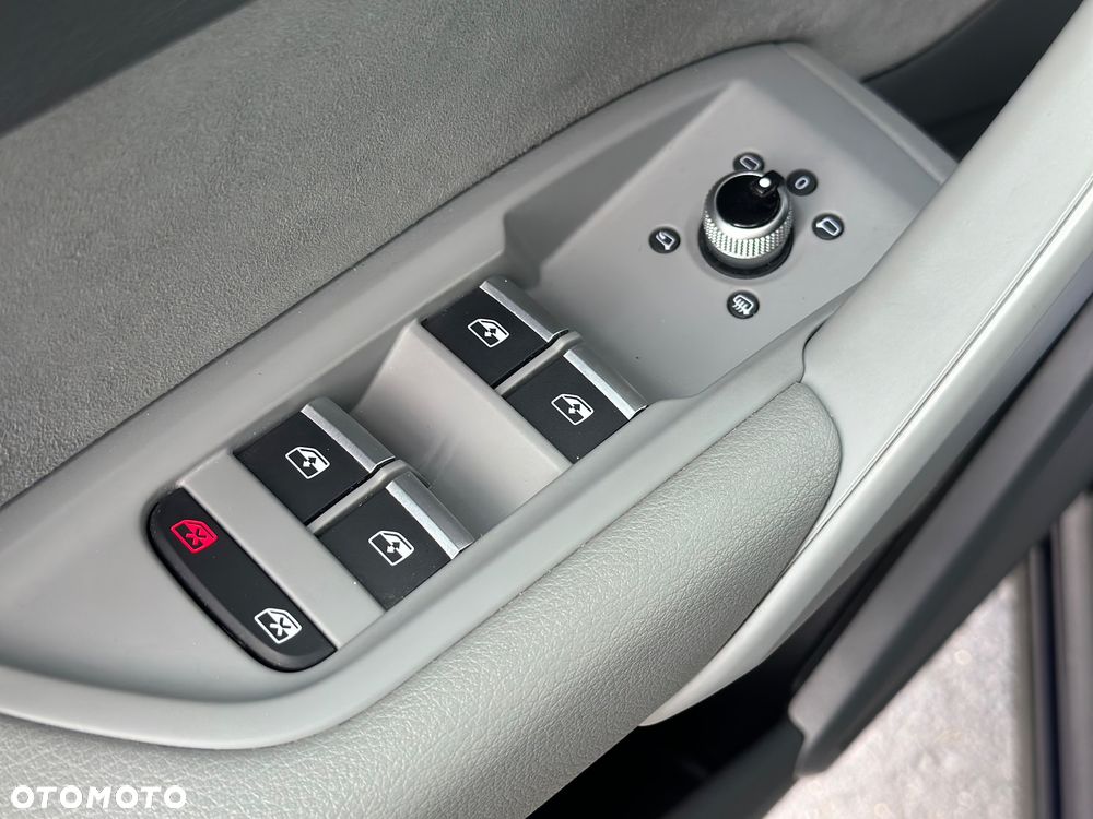 Audi Q5 2.0 TDI Quattro Design S tronic - 11