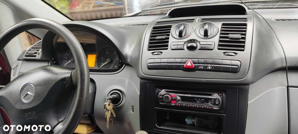 Mercedes-Benz Vito Univan 639.601 - 6