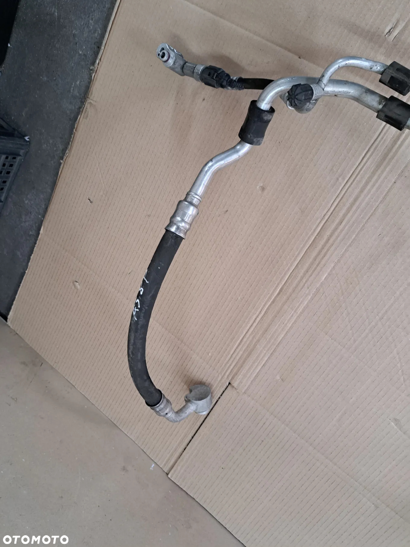 Audi A38P lift przewody klimatyzacji rurki 1K0820741BD - 3