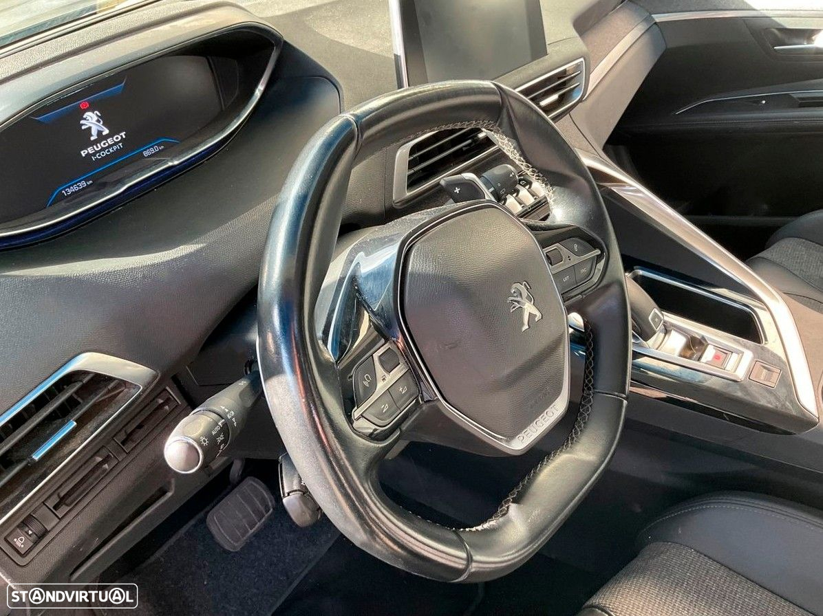 Peugeot 5008 1.2 PureTech Allure EAT8 - 4