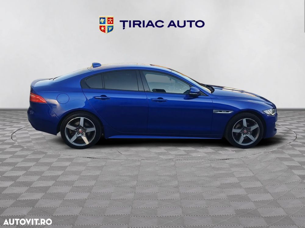 Jaguar XE 2.0 AWD R-Sport - 6
