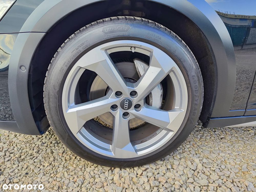 Audi A6 Allroad - 36
