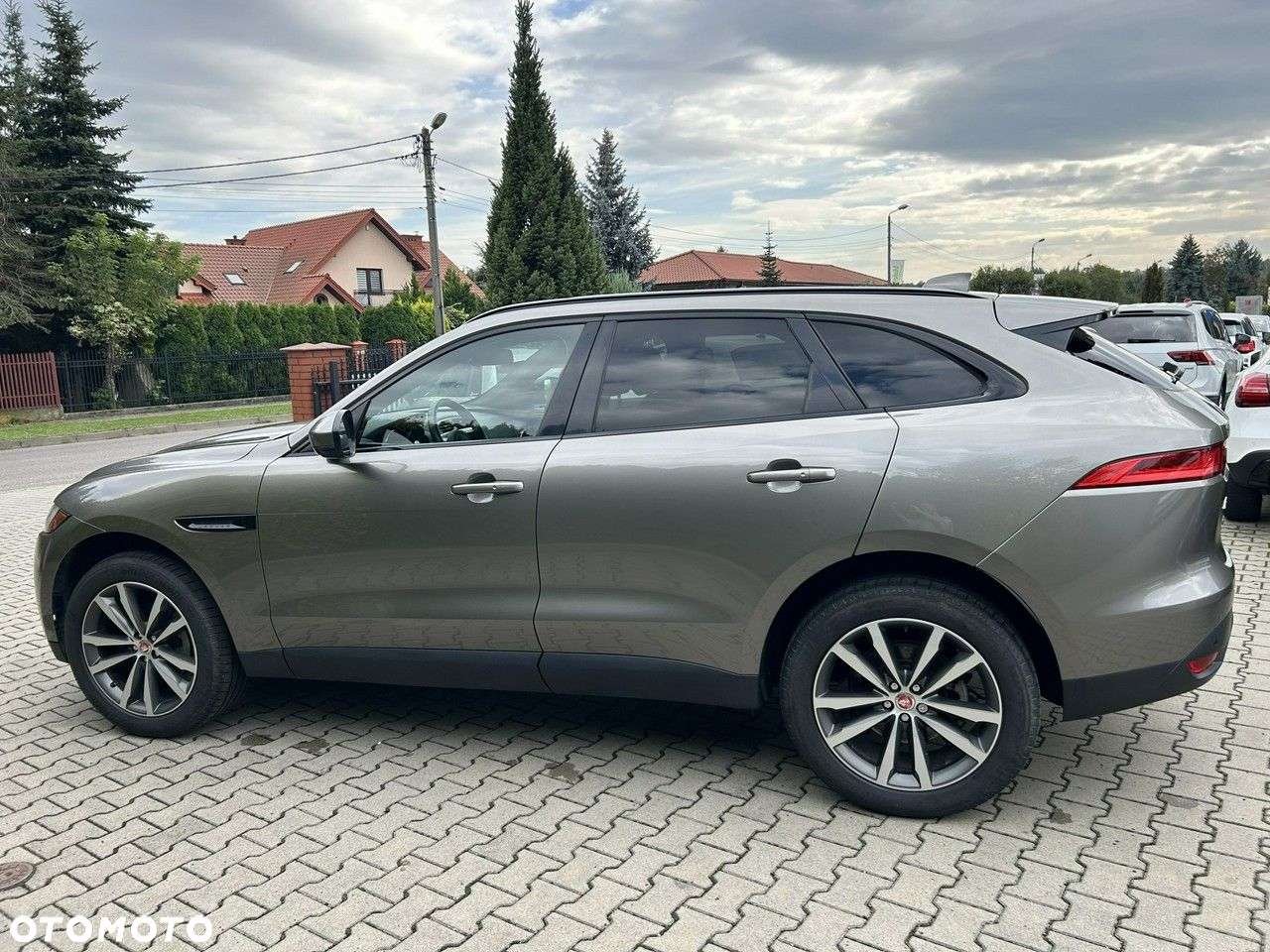 Jaguar F-Pace 2.0 i4P AWD Prestige - 10
