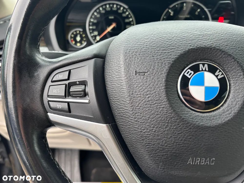 BMW X5 xDrive25d xLine - 12