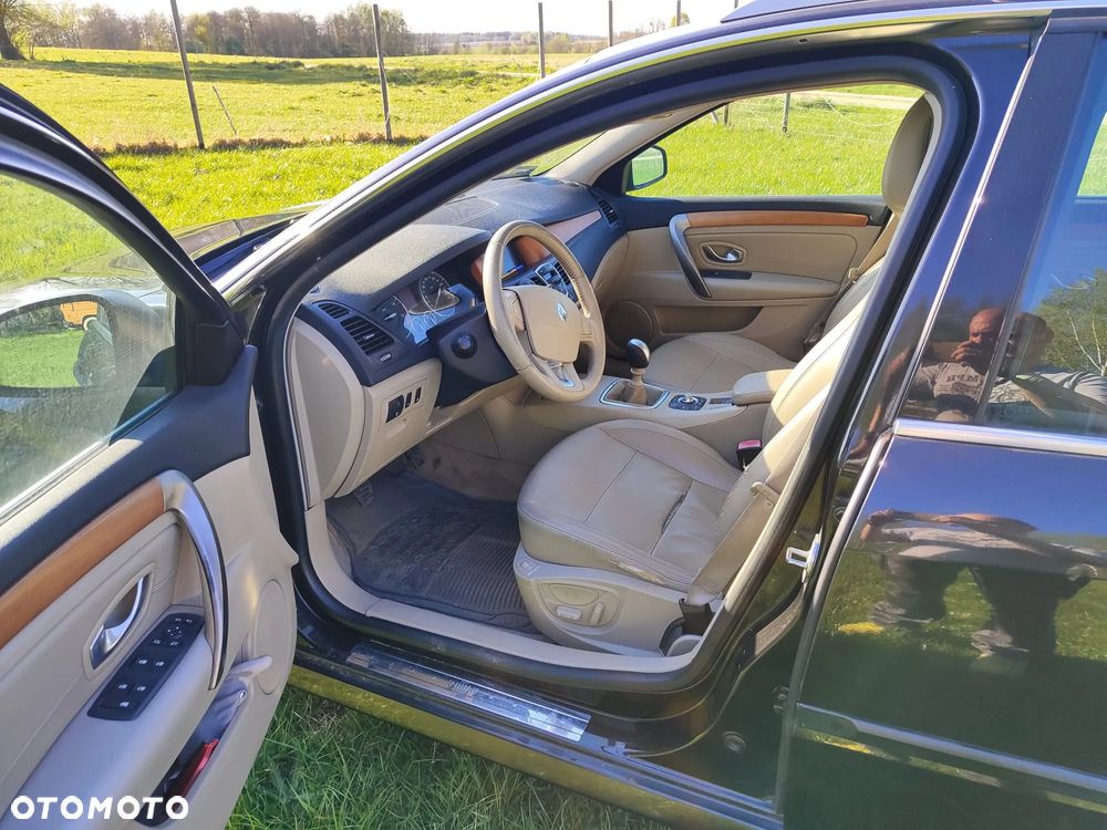 Renault Laguna 2.0 DCi Initiale - 6