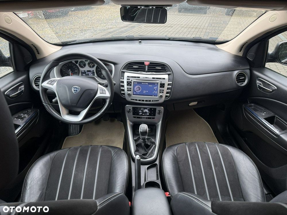 Lancia Delta 1.4 TurboJet 16v Gold - 14