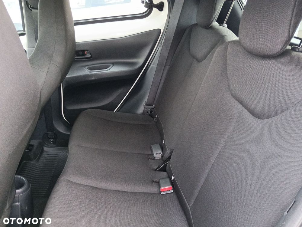 Toyota Aygo X - 13