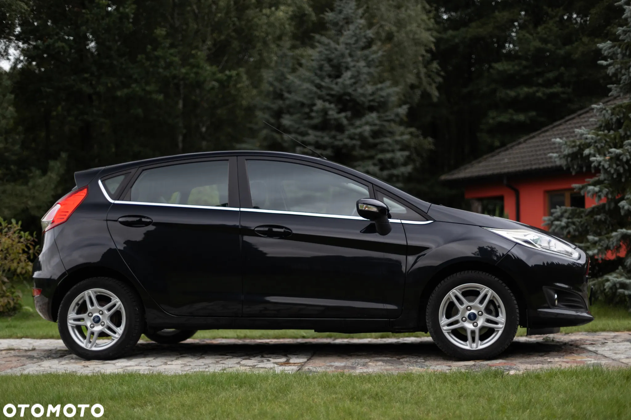 Ford Fiesta 1.0 EcoBoost Titanium - 14