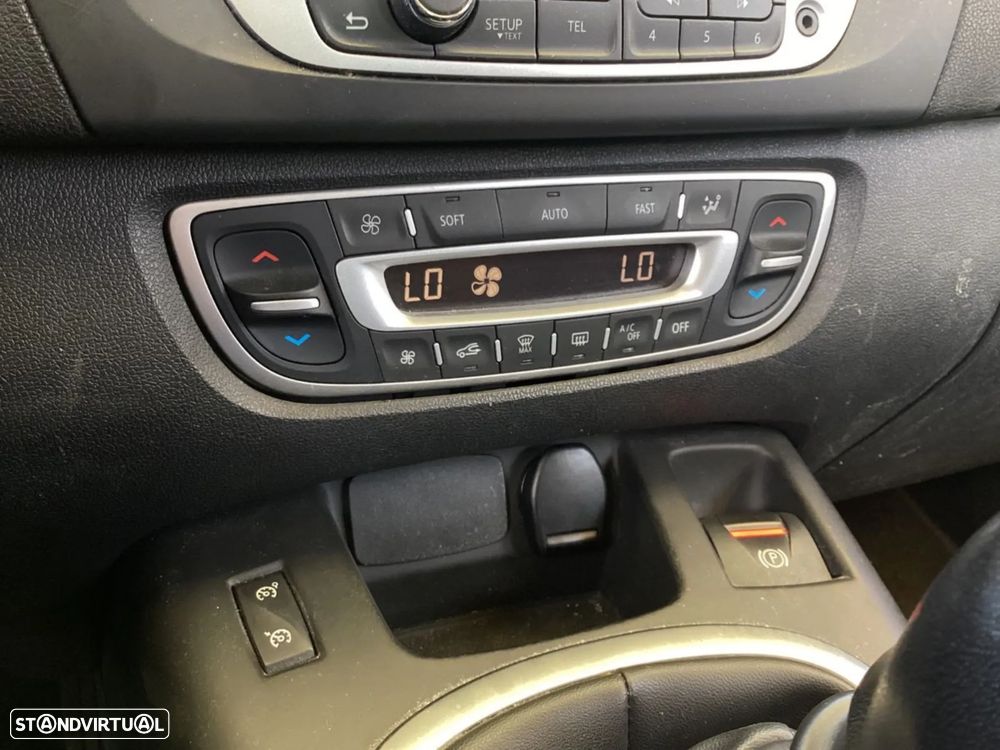 Renault Grand Scénic ENERGY TCe 130 S&S LIMITED - 8