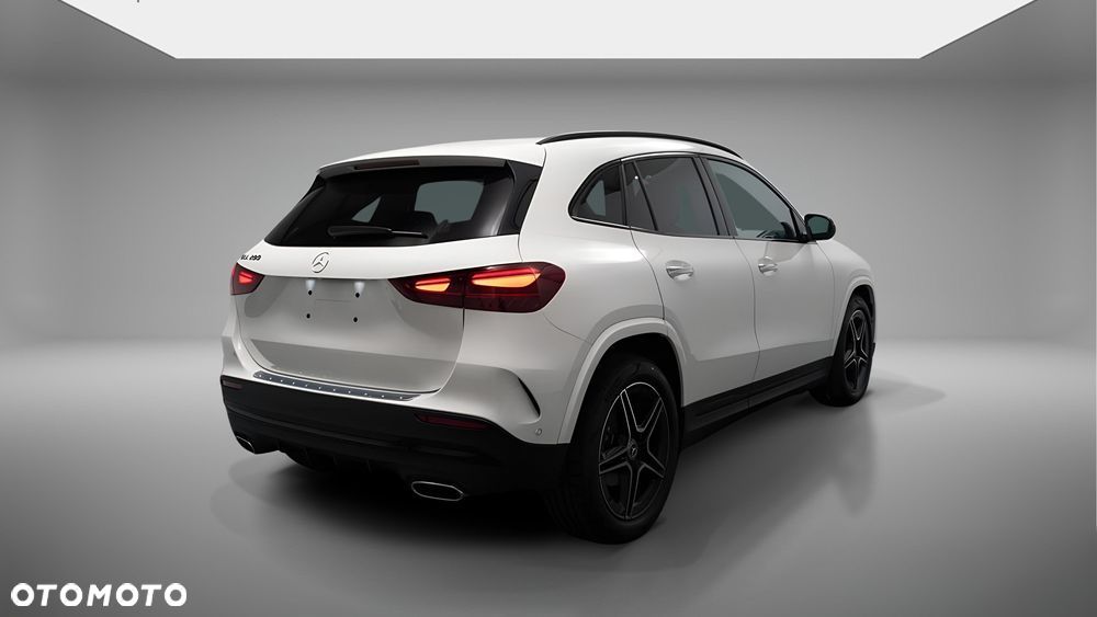 Mercedes-Benz GLA 200 mHEV AMG Line 7G-DCT - 4