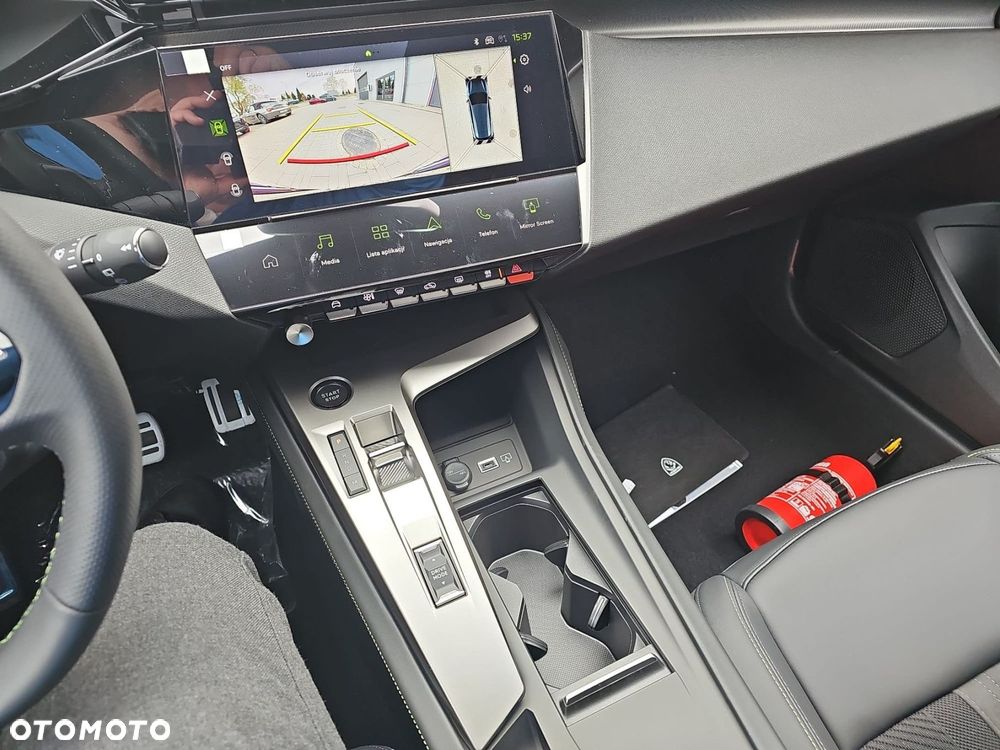 Peugeot 308 - 16