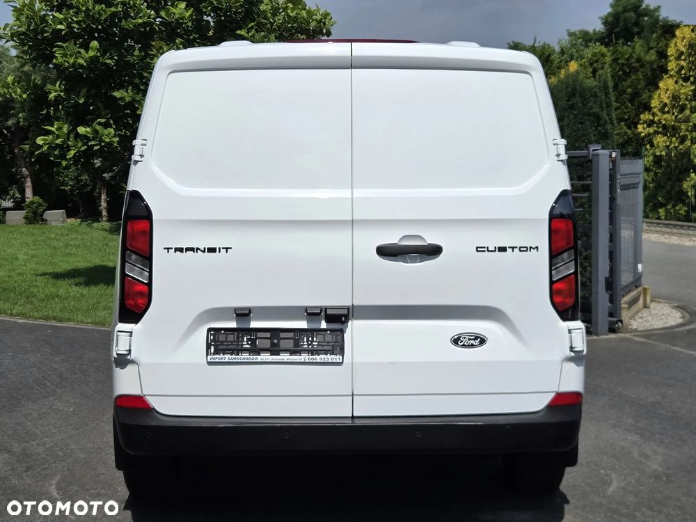 Ford TRANSIT CUSTOM - 5