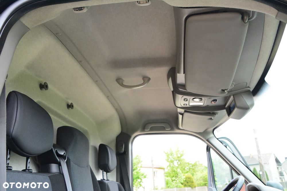 Nissan NV400 - 18