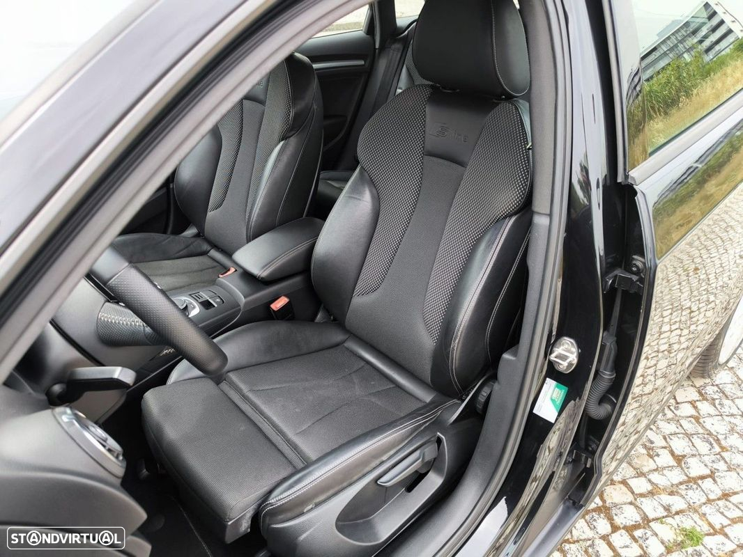 Audi A3 Sportback 2.0 TDI S-line - 24