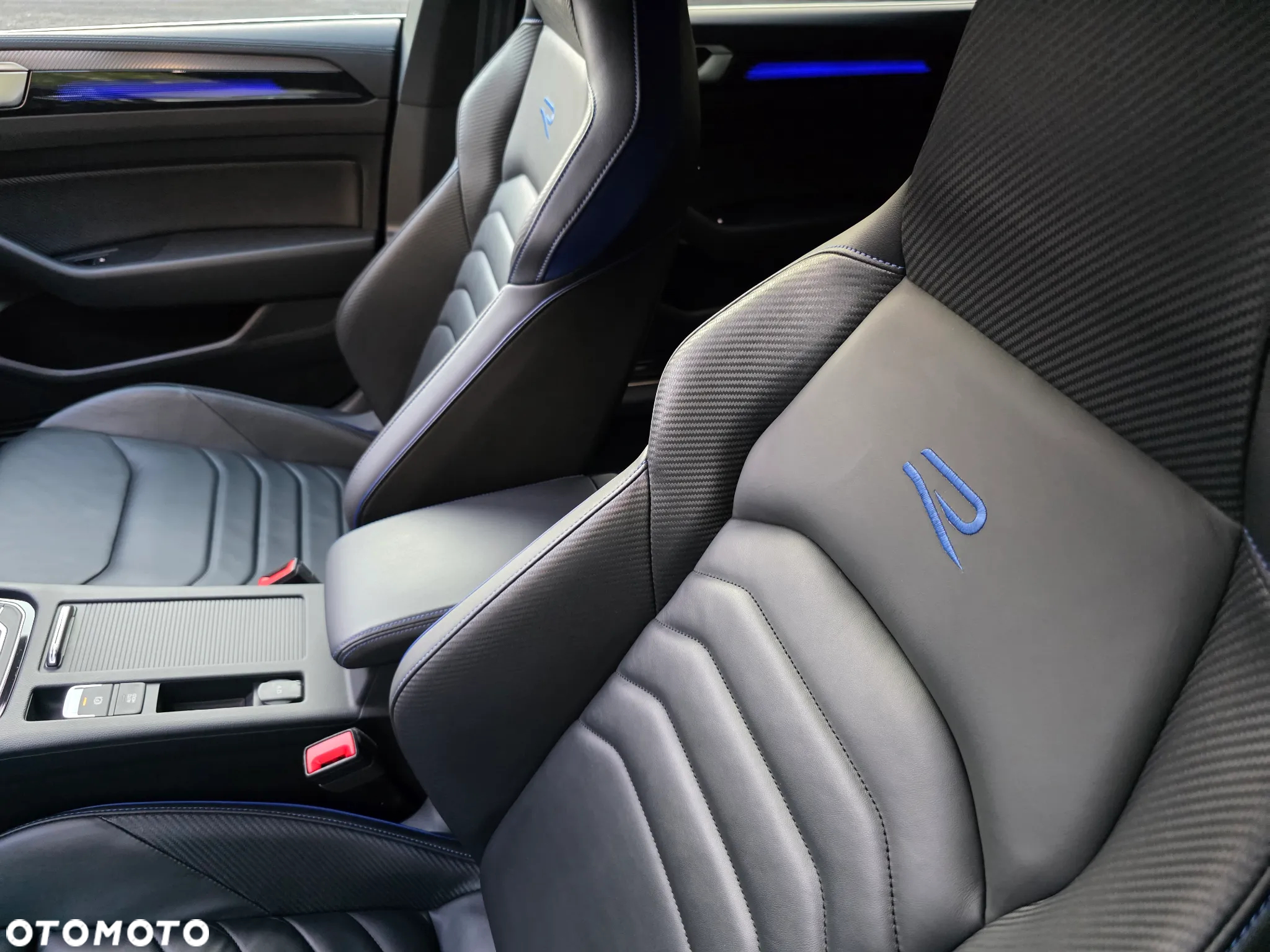 Volkswagen Arteon 2.0 TSI 4Motion R DSG - 22