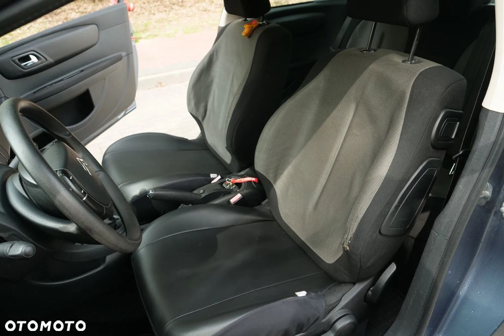 Citroën C4 1.6 16V VTR - 17