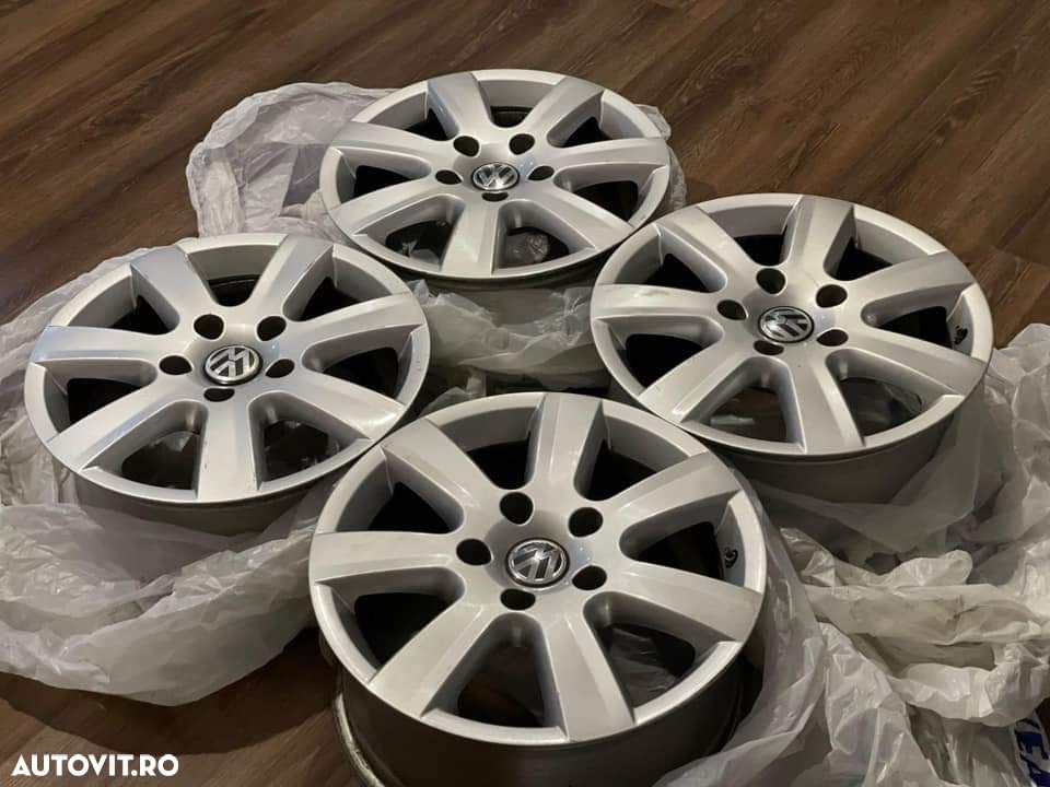 Volkswagen Touareg - 14