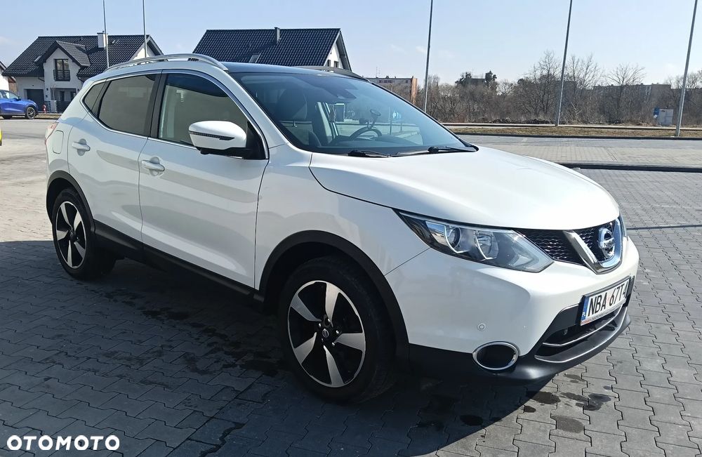 Nissan Qashqai 1.2 DIG-T N-Connecta - 1