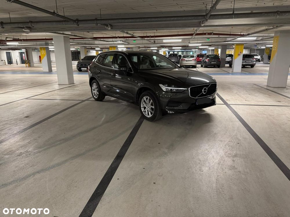 Volvo XC 60 B5 D AWD Momentum Pro - 2