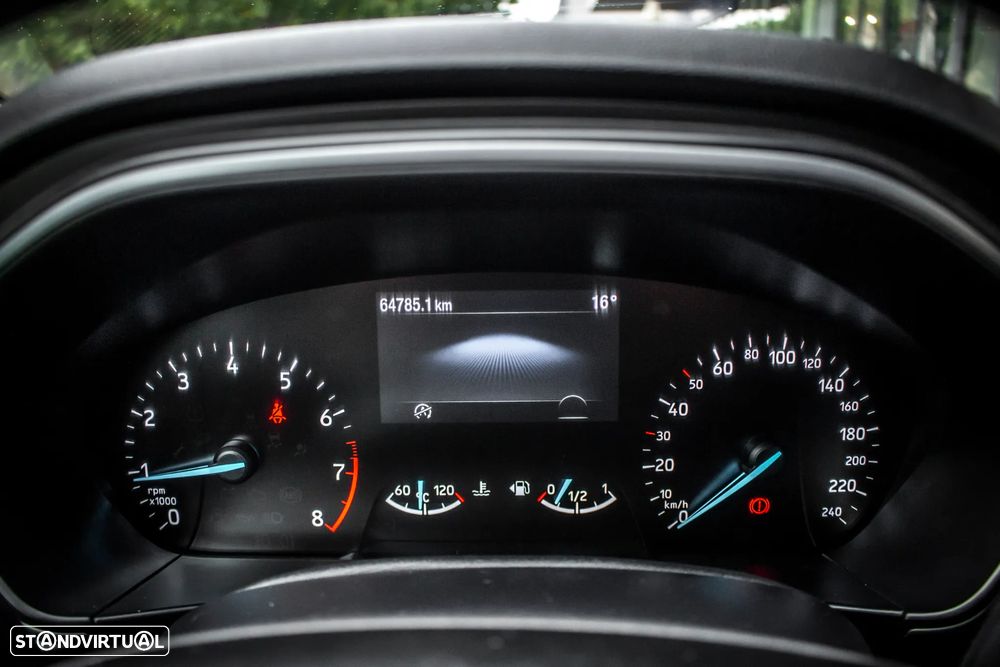 Ford Focus SW 1.0 EcoBoost Business - 18