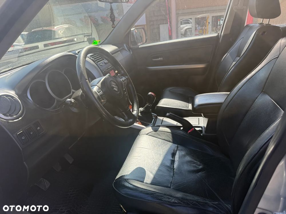 Suzuki Grand Vitara 1.9 DDiS Comfort DPF - 7