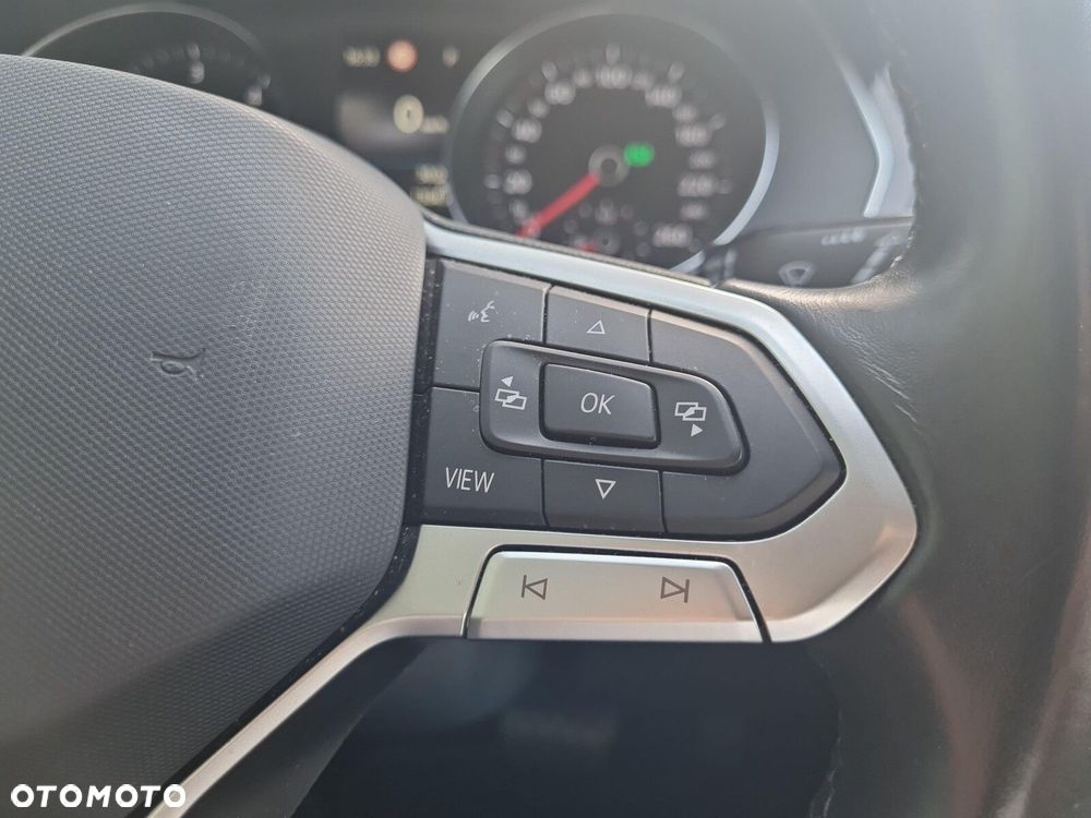 Volkswagen Passat - 15