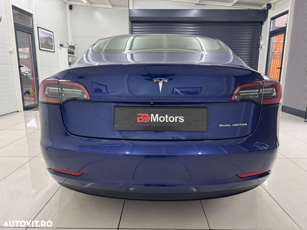 Tesla Model 3 Langstreckenbatterie Allradantrieb Dual Motor - 11