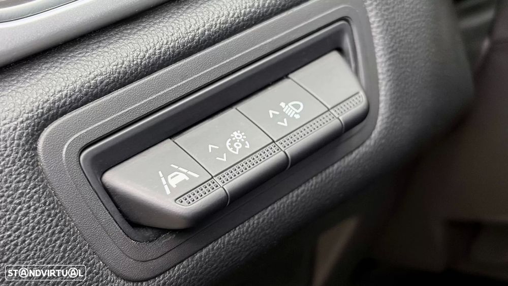 Renault Captur 1.0 TCe Evolution - 38