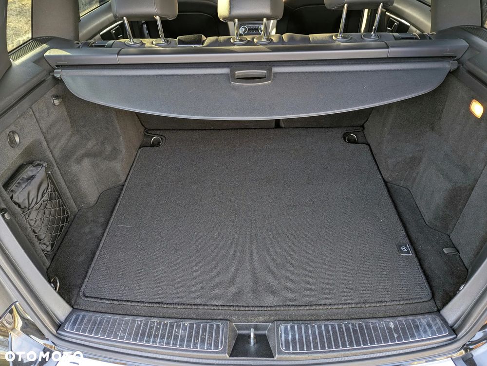 Mercedes-Benz GLK 350 4-Matic - 23