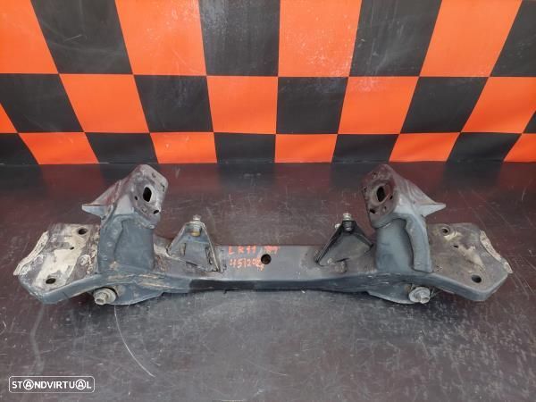 Charriot Dianteiro Toyota Hiace Iv Caixa (__H1_, __H2_) - 1