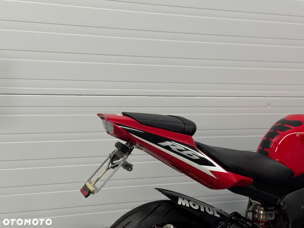 Yamaha R6 - 6