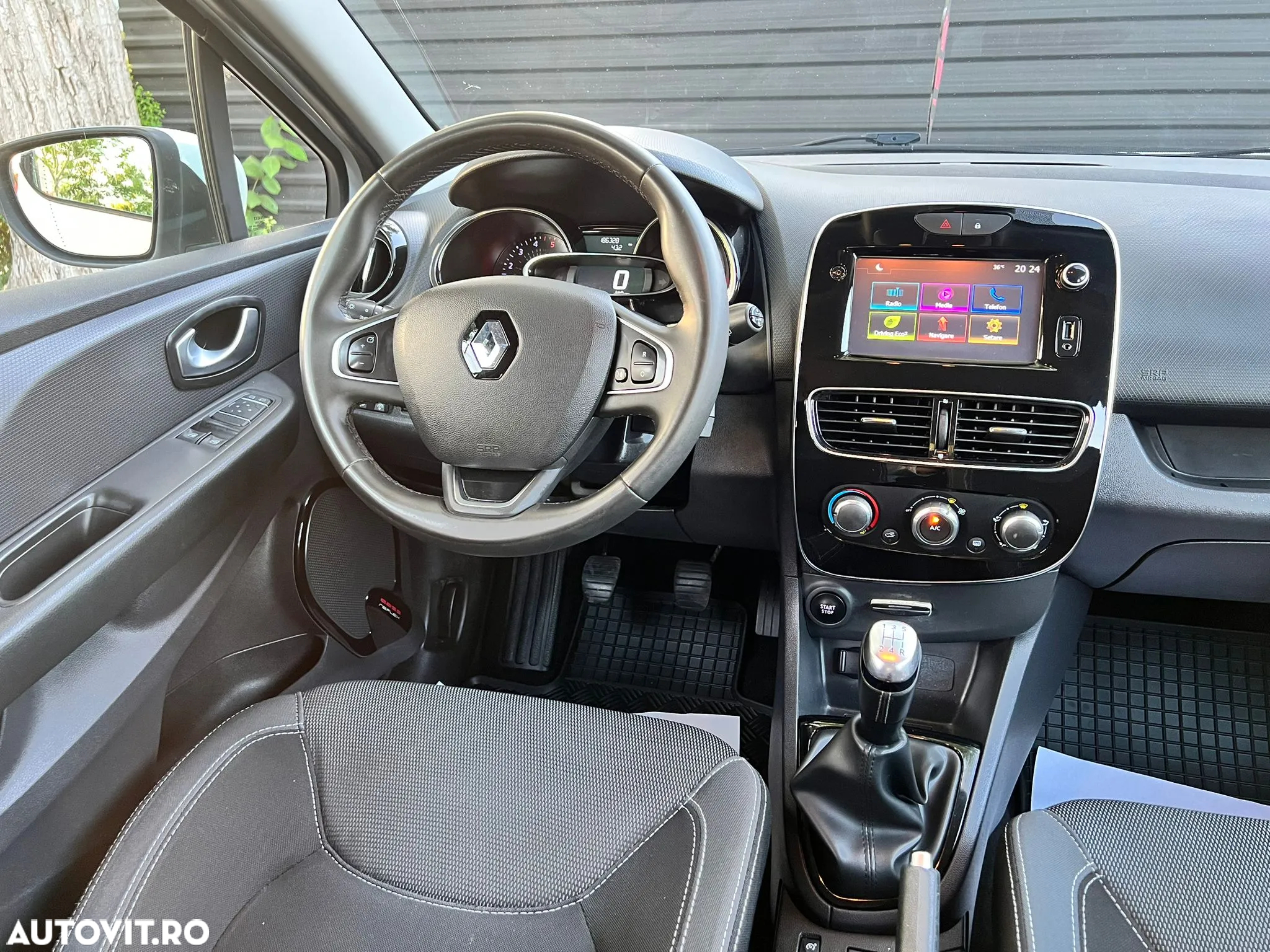 Renault Clio dCi 90 Limited - 6