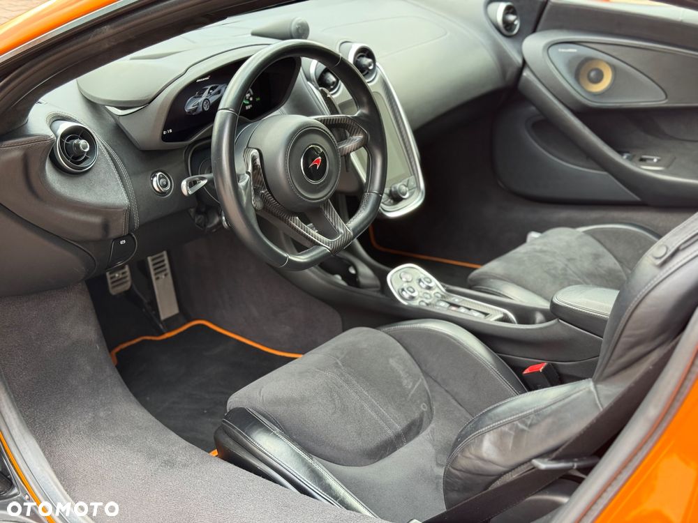 McLaren 570S Coupe Standard - 32