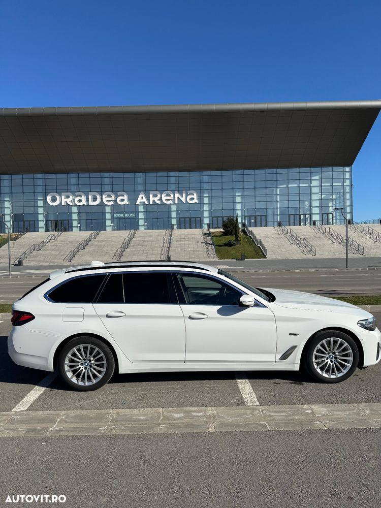 BMW Seria 5 530e Aut. - 3